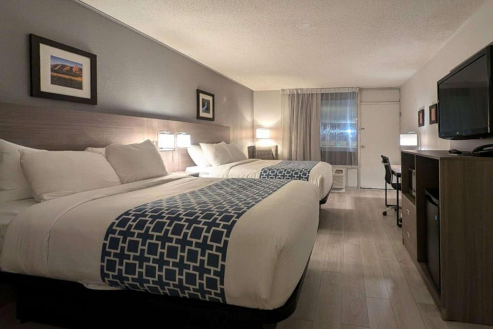 Clarion Inn & Suites And Convention Center Kearney Eksteriør bilde