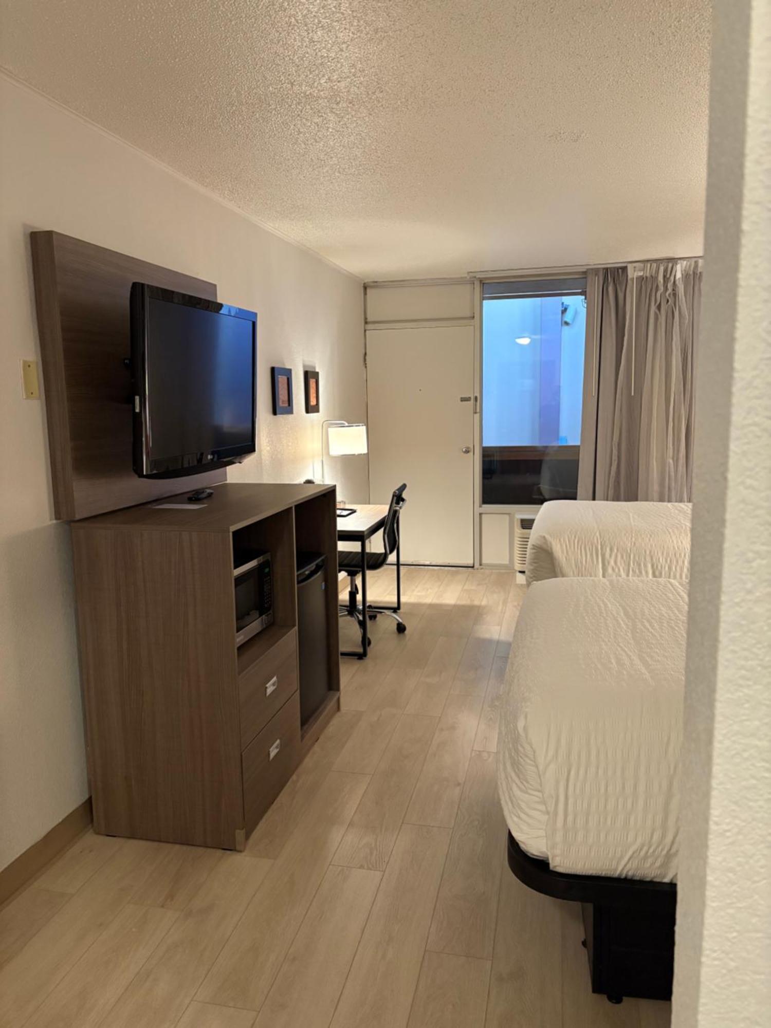 Clarion Inn & Suites And Convention Center Kearney Eksteriør bilde
