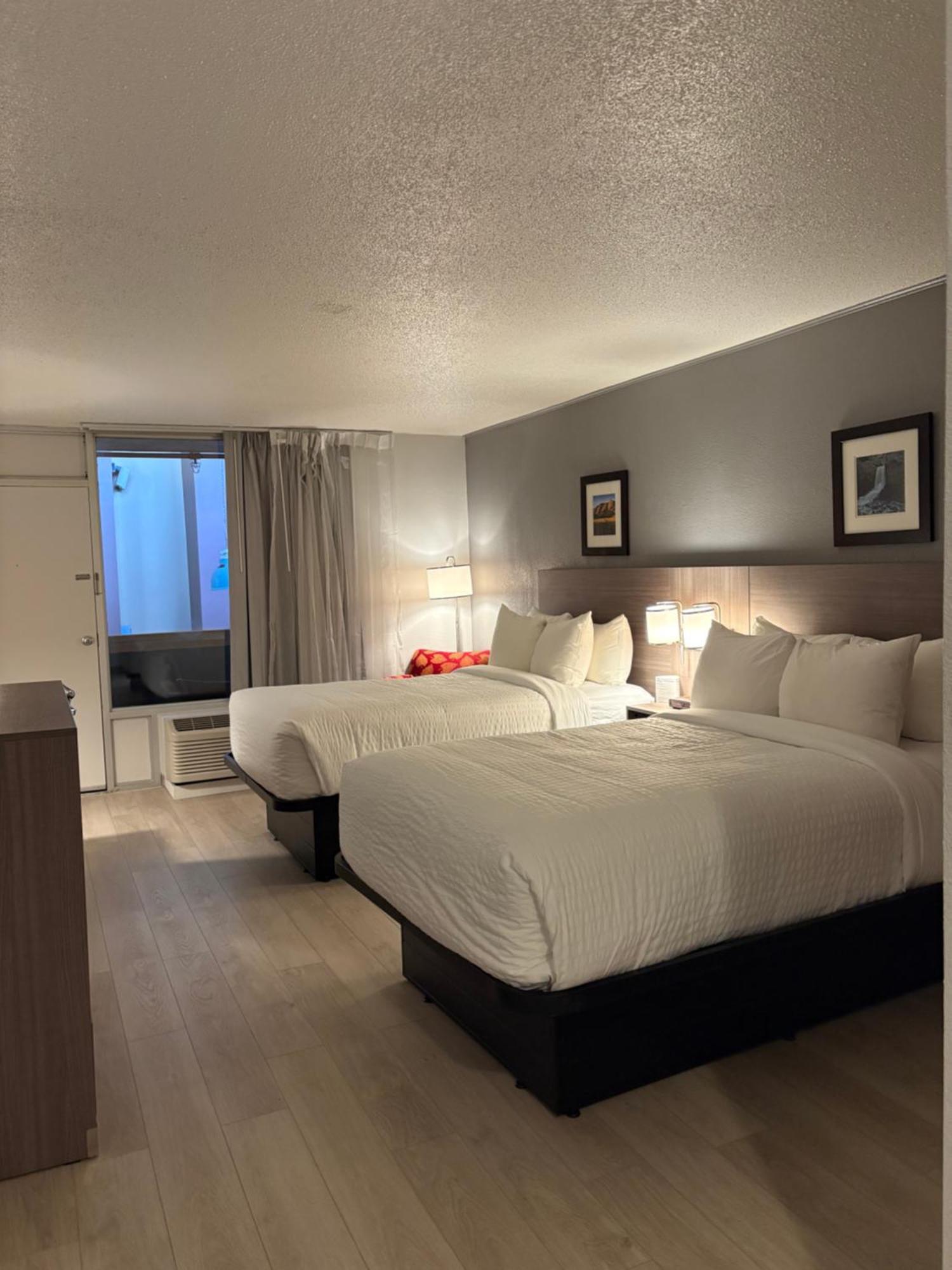 Clarion Inn & Suites And Convention Center Kearney Eksteriør bilde