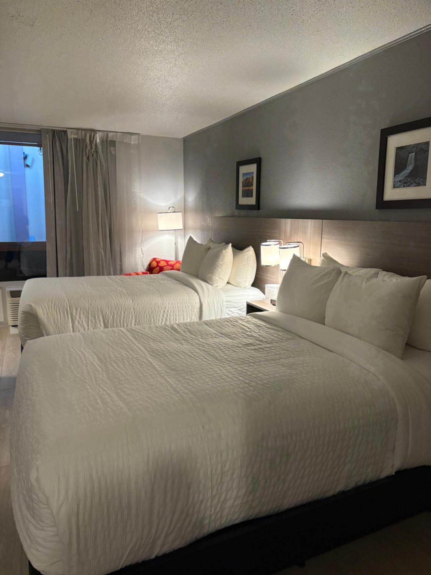 Clarion Inn & Suites And Convention Center Kearney Eksteriør bilde