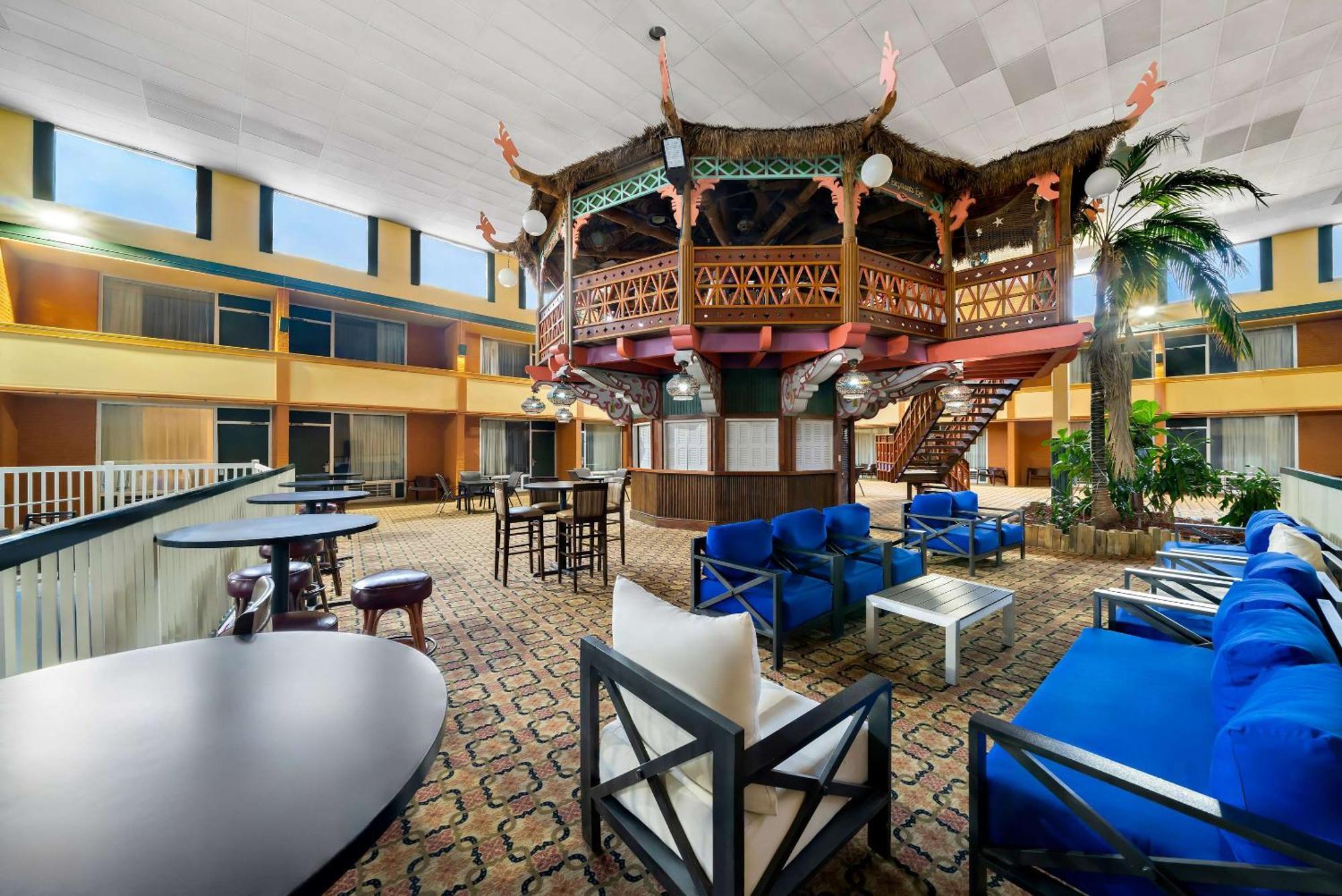Clarion Inn & Suites And Convention Center Kearney Eksteriør bilde