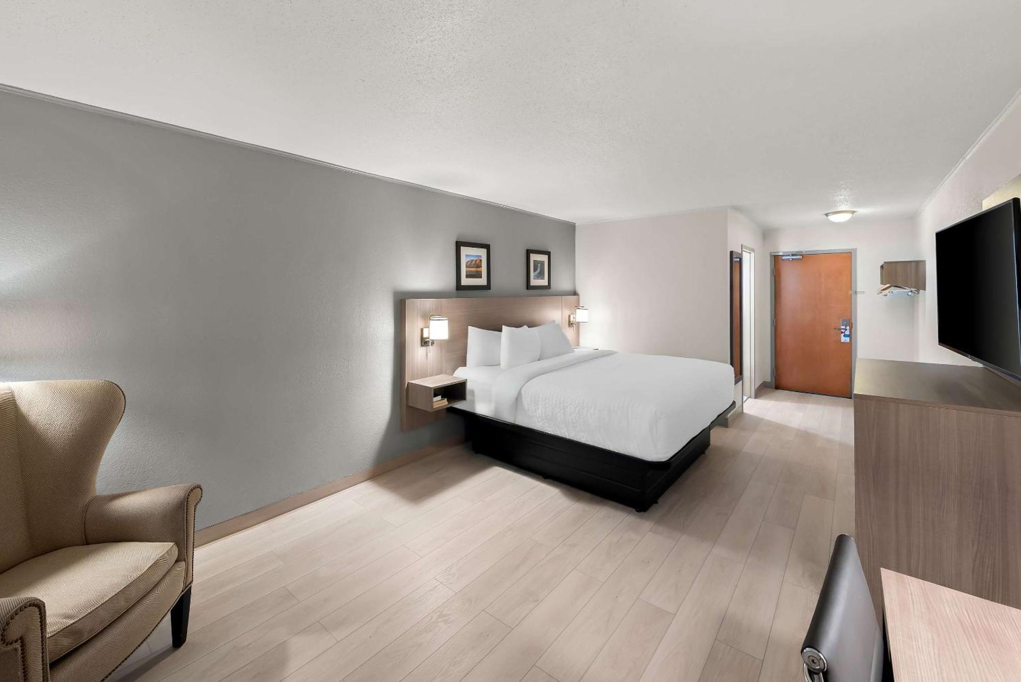 Clarion Inn & Suites And Convention Center Kearney Eksteriør bilde